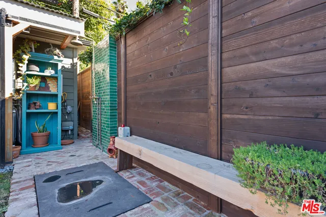 $9,900 | 11314 Homedale Street, Los Angeles, CA 90049