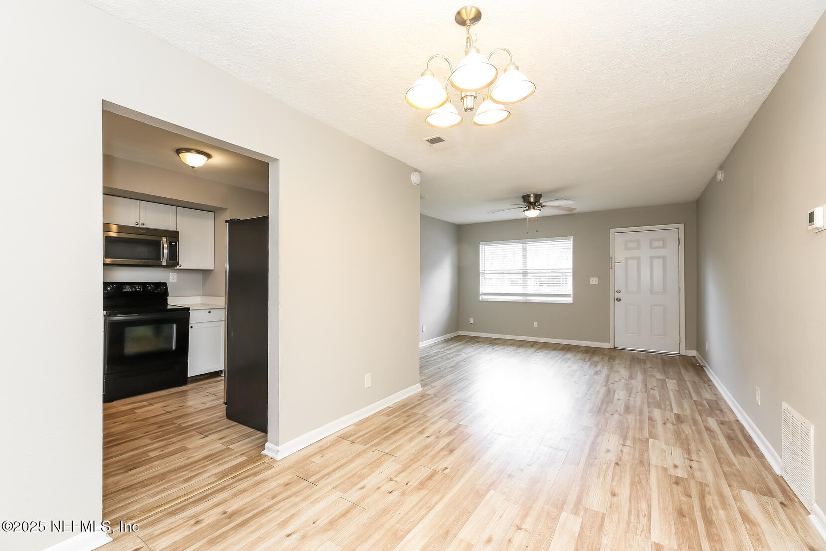 7532 Centauri Road Jacksonville, FL 32210 - Photo 19 of 21 dining-room-14793616