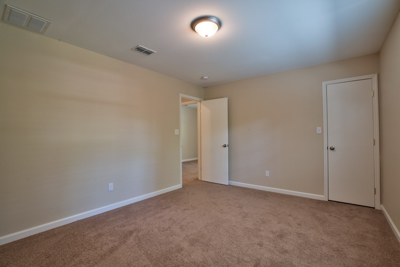 295 Timberlane Road Tallahassee, FL 32312 - Photo 8 of 24 Gallery Image 8