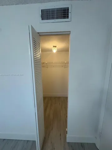 $2,000 | 8051 South Colony Circle, Unit 210, Tamarac, FL 33321