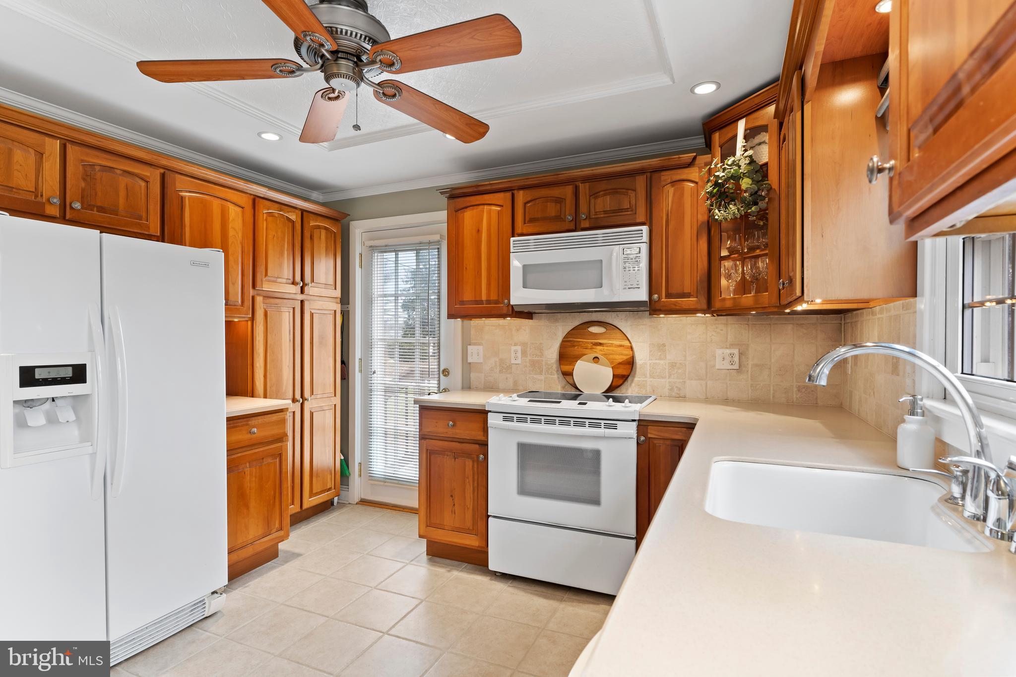 6507 Jonestown Road Harrisburg, PA 17112 - Photo 3 of 33 Gallery Image 3