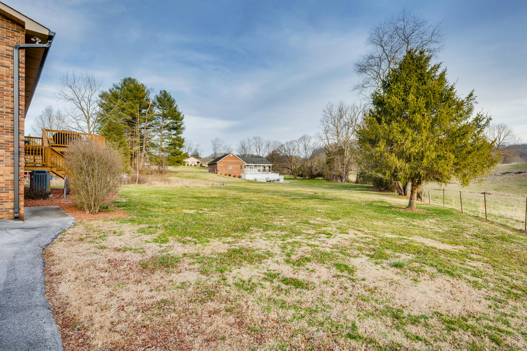 528 Kilkenny Road Kingsport, TN 37664 - Photo 40 of 49 040