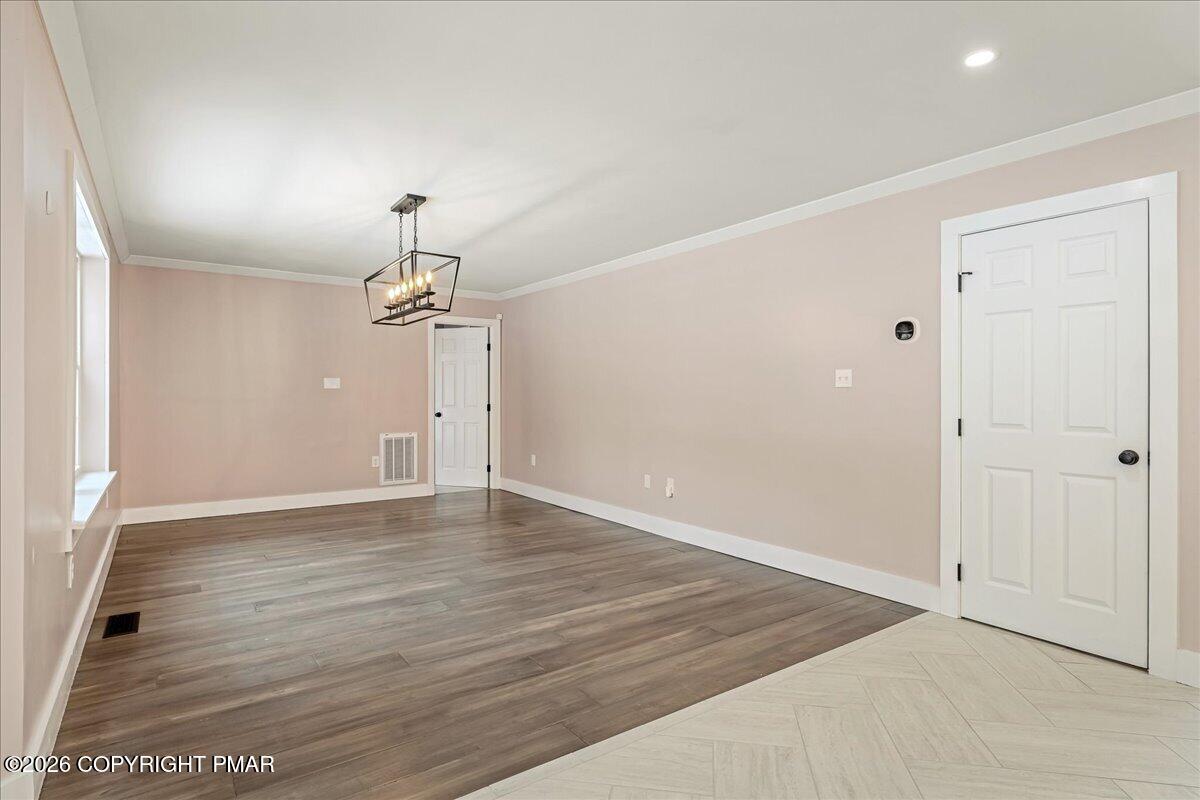 140 Alcott Lane Effort, PA 18330 - Photo 20 of 54 30-HomeView_Media-140_Alcott_Ln