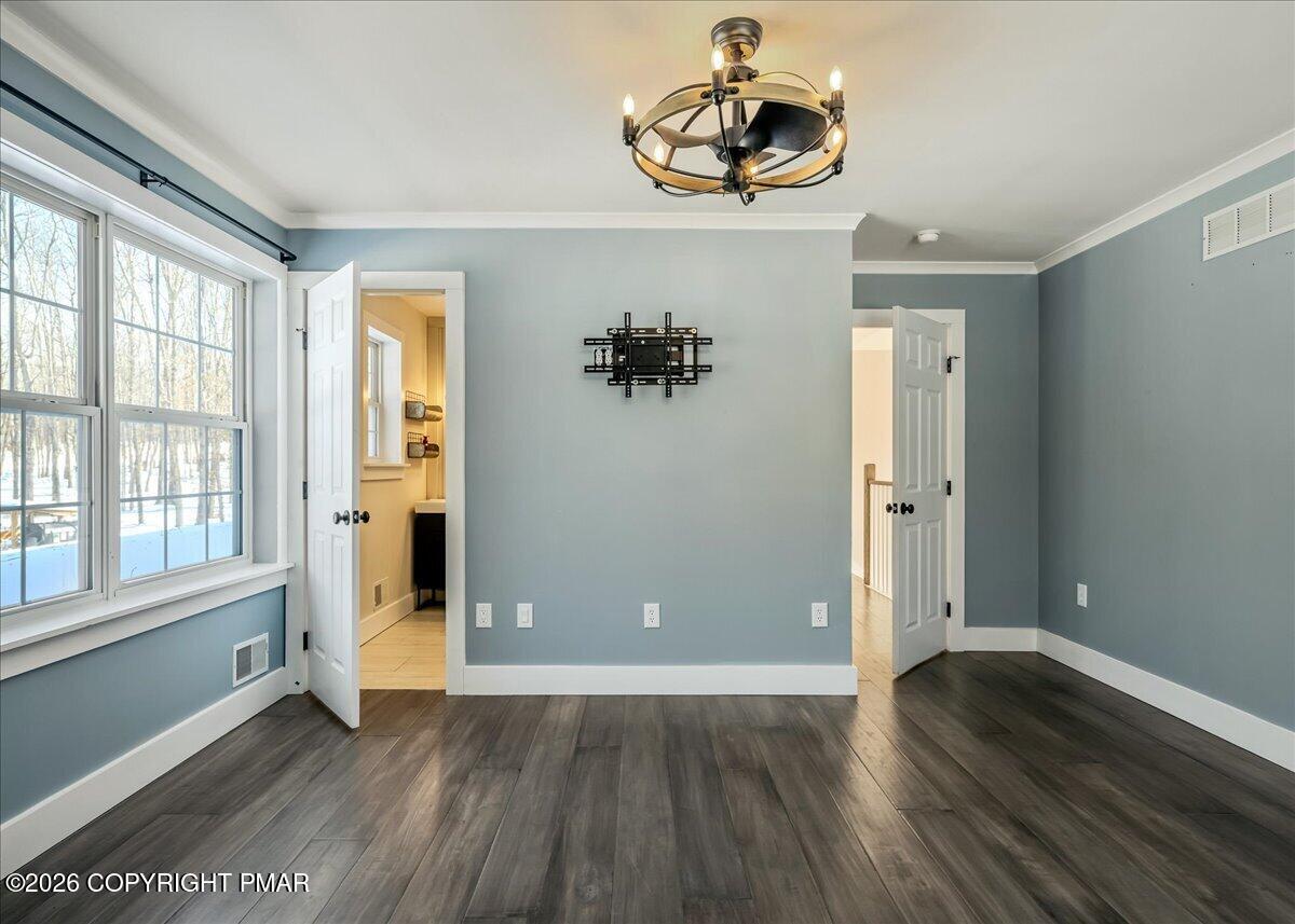 140 Alcott Lane Effort, PA 18330 - Photo 35 of 54 45-HomeView_Media-140_Alcott_Ln