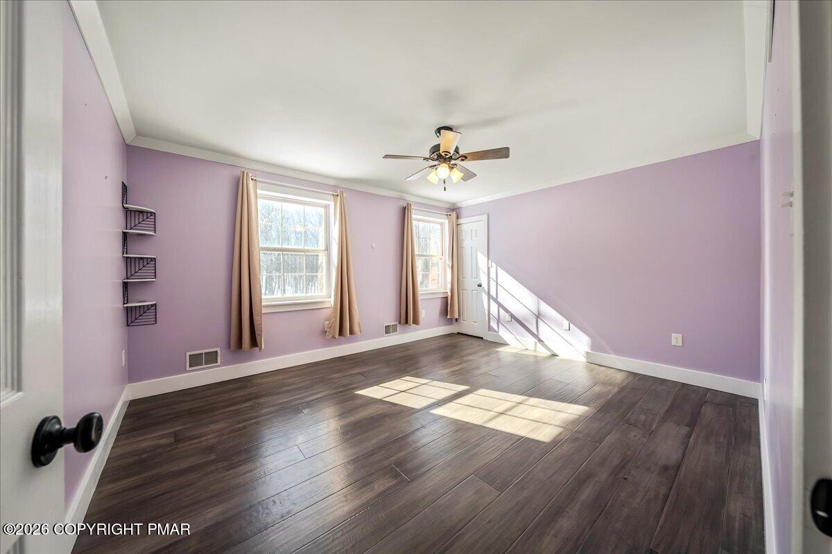 140 Alcott Lane Effort, PA 18330 - Photo 35 of 76 43-HomeView_Media-140_Alcott_Ln