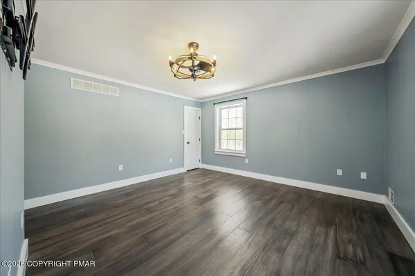 $649,900 | 140 Alcott Lane, Effort, PA 18330