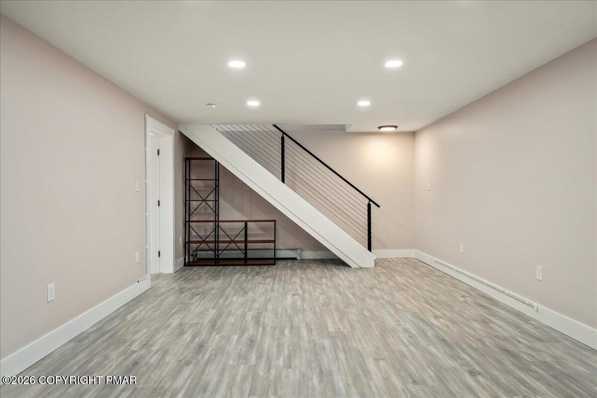 140 Alcott Lane Effort, PA 18330 - Photo 41 of 54 51-HomeView_Media-140_Alcott_Ln