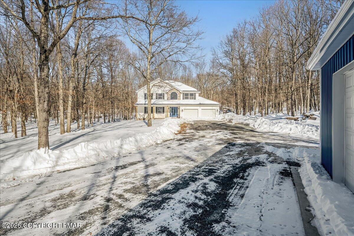 140 Alcott Lane Effort, PA 18330 - Photo 58 of 76 front view