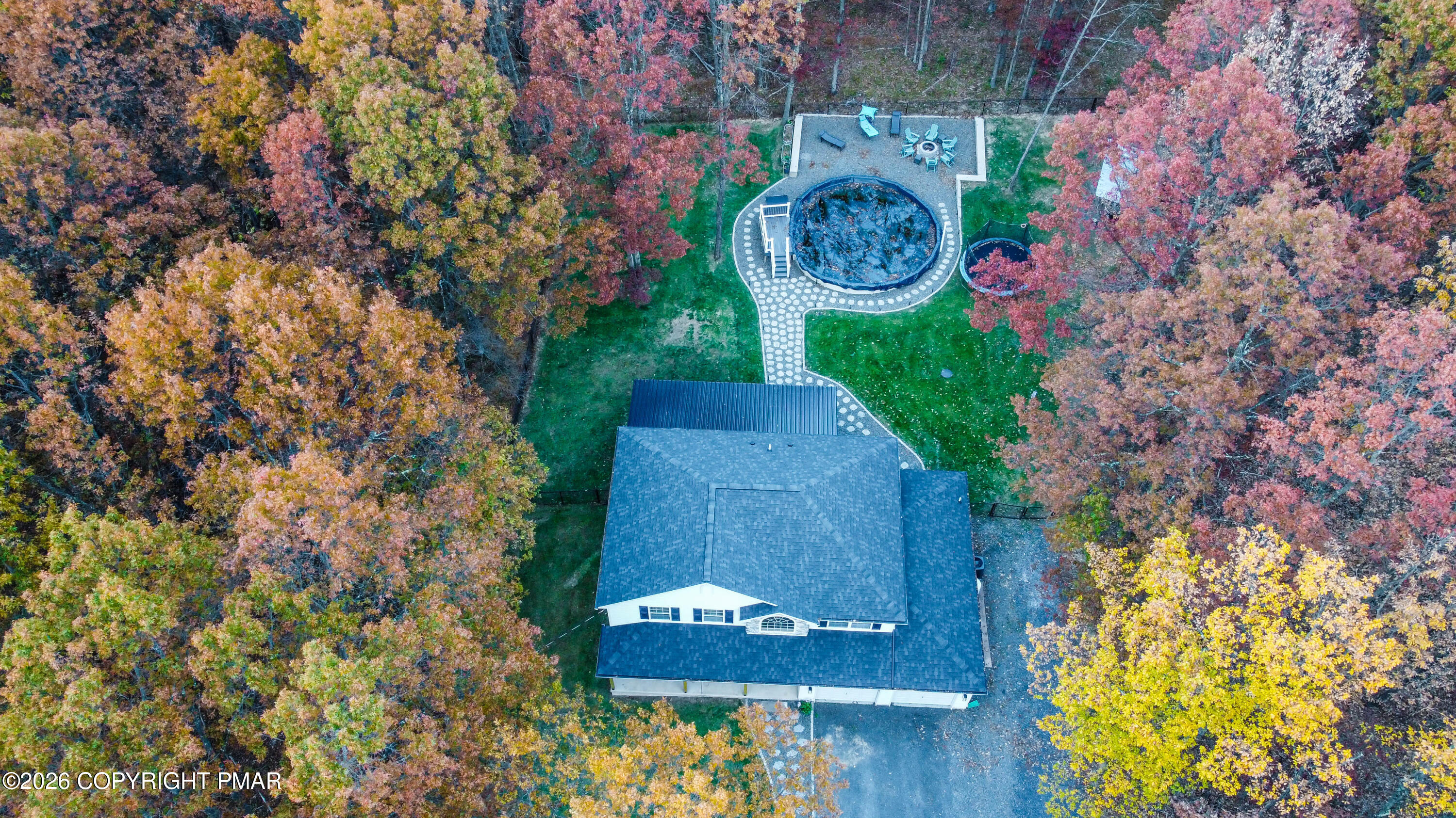 140 Alcott Lane Effort, PA 18330 - Photo 6 of 76 DJI_0973