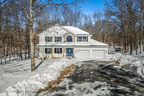 $649,900 | 140 Alcott Lane, Effort, PA 18330
