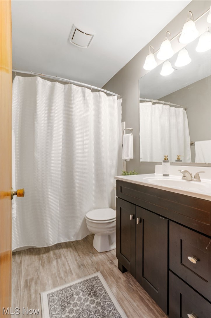1712 Breiding Road Akron, OH 44310 - Photo 13 of 26 Gallery Image 13