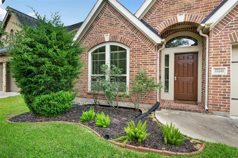 $379,900 | 22211 Slate Oaks Lane, Richmond, TX 77469