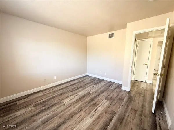 $1,035 | 4648 Krissylouise Way, Unit C, Las Vegas, NV 89121