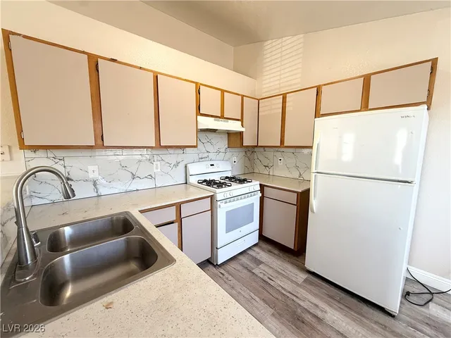 $1,095 | 4648 Krissylouise Way, Unit C, Las Vegas, NV 89121