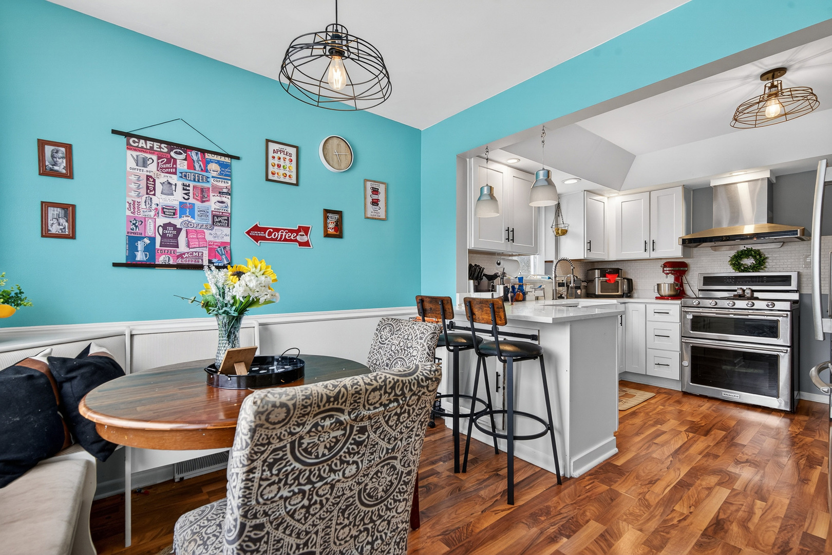 323 East Butterfield Road Elmhurst, IL 60126 - Photo 5 of 22