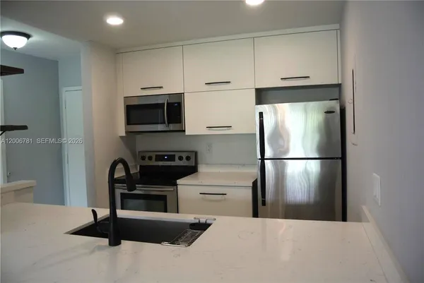 $2,150 | 2160 Southwest 16th Avenue, Unit 417, Miami, FL 33145