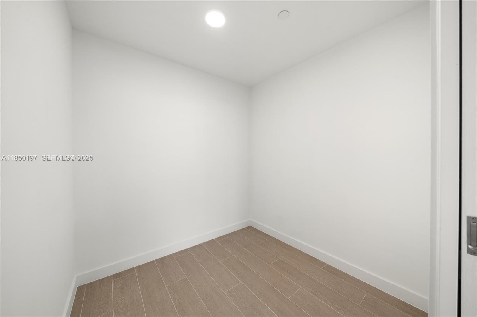 500 Alton Road, Unit 807 Miami Beach, FL 33139 - Photo 17 of 20 a view of an empty room