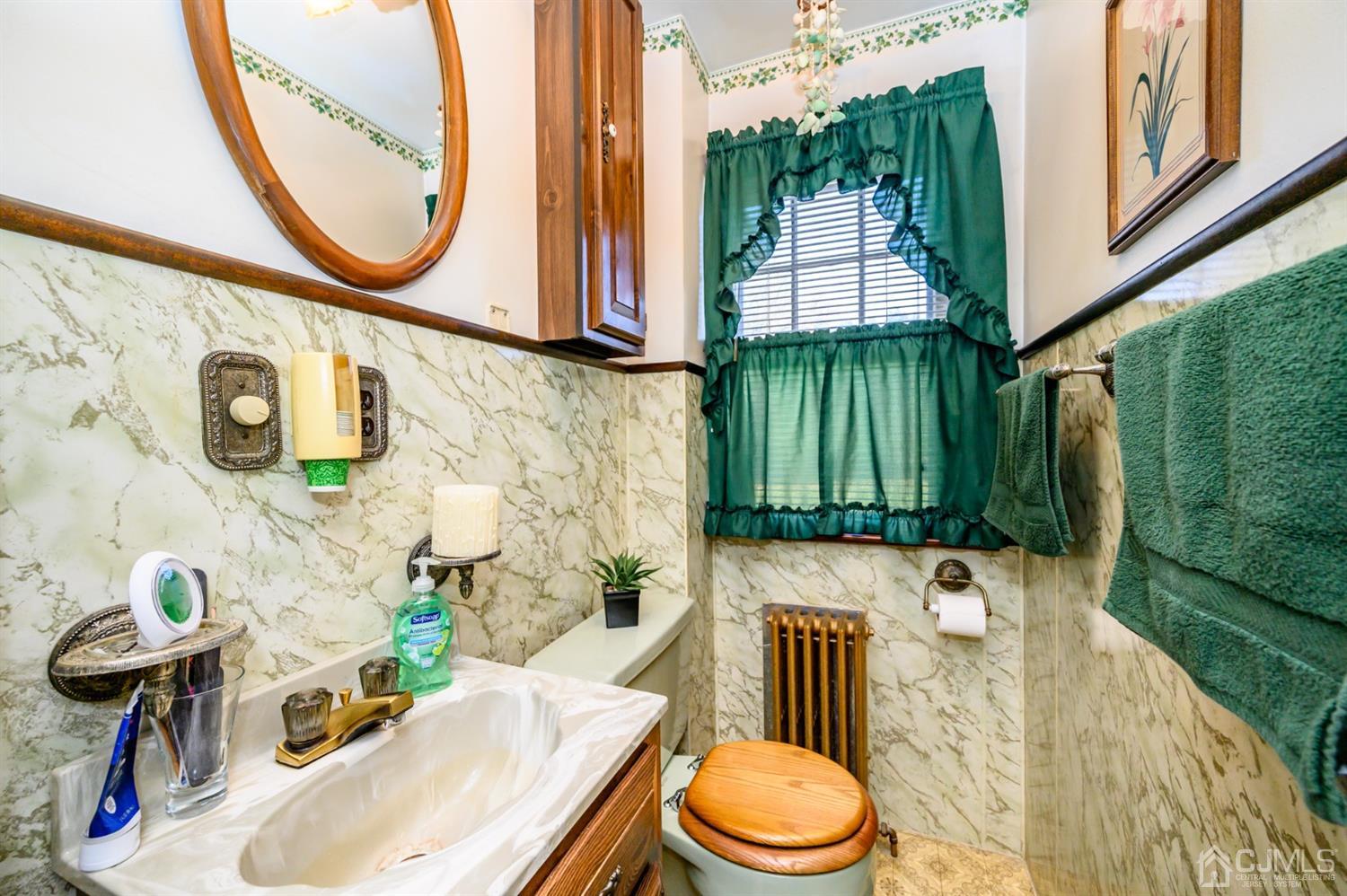 152 Georges Road Dayton, NJ 08810 - Photo 16 of 32 Gallery Image 16