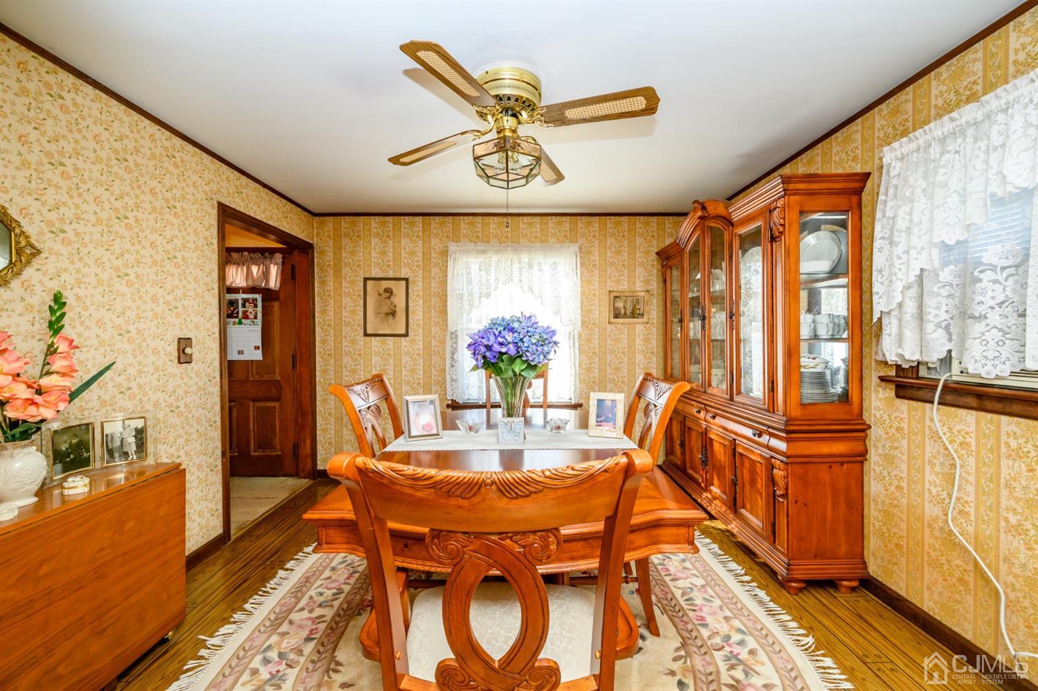 152 Georges Road Dayton, NJ 08810 - Photo 10 of 32 Gallery Image 10