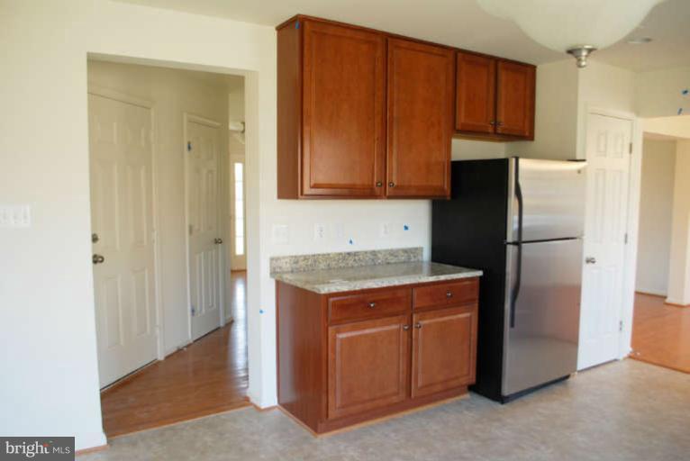 8439 Brock Bridge Road Laurel, MD 20724 - Photo 12 of 29 Kitchen