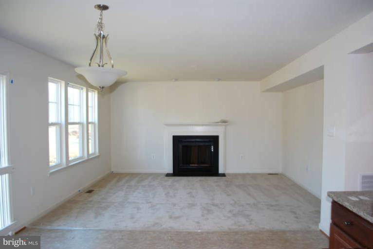 8439 Brock Bridge Road Laurel, MD 20724 - Photo 15 of 29 Family Room