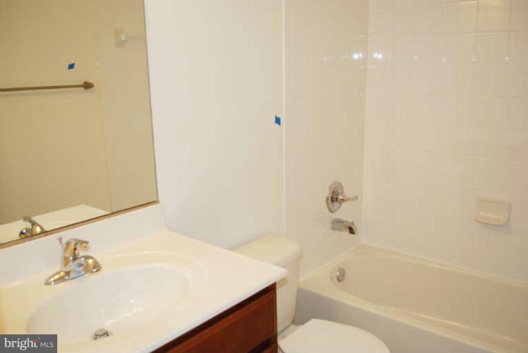 8439 Brock Bridge Road Laurel, MD 20724 - Photo 21 of 29 Bath