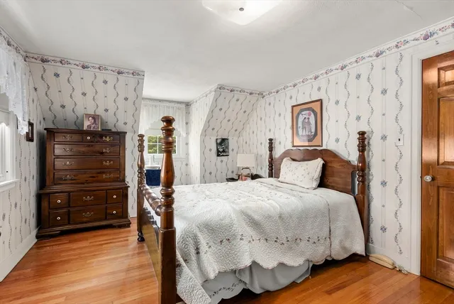 $379,900 | 354 Rowley Street, Agawam, MA 01001