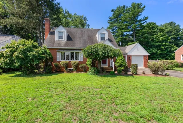 $379,900 | 354 Rowley Street, Agawam, MA 01001