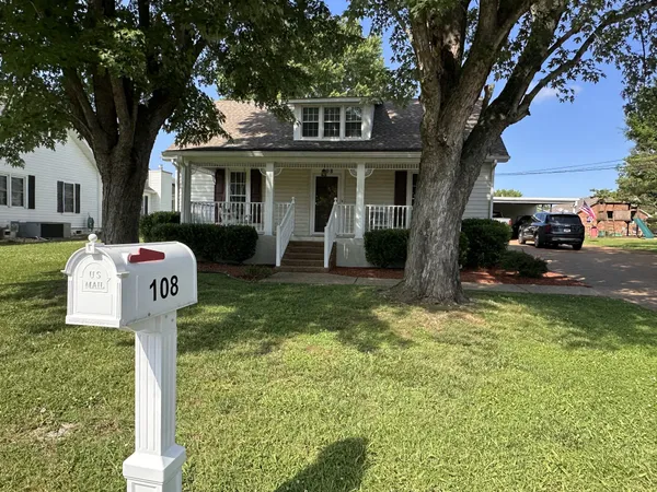 $319,800 | 108 King Street, McMinnville, TN 37110