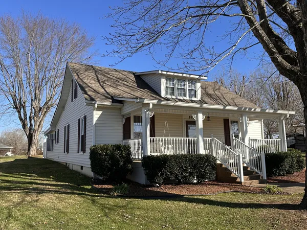 $319,800 | 108 King Street, McMinnville, TN 37110