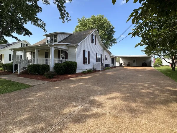 $319,800 | 108 King Street, McMinnville, TN 37110