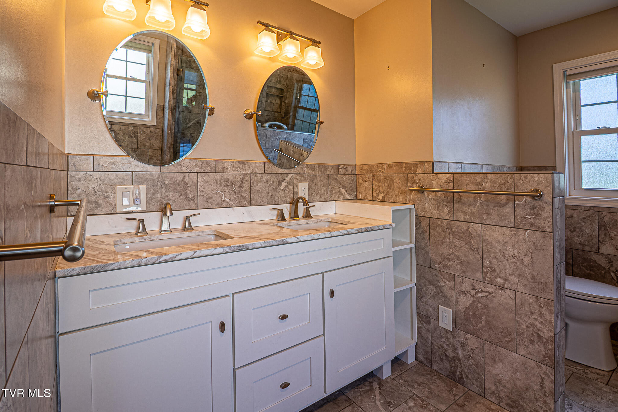 4253 Carters Valley Road Church Hill, TN 37642 - Photo 19 of 43 673A6263-HDR