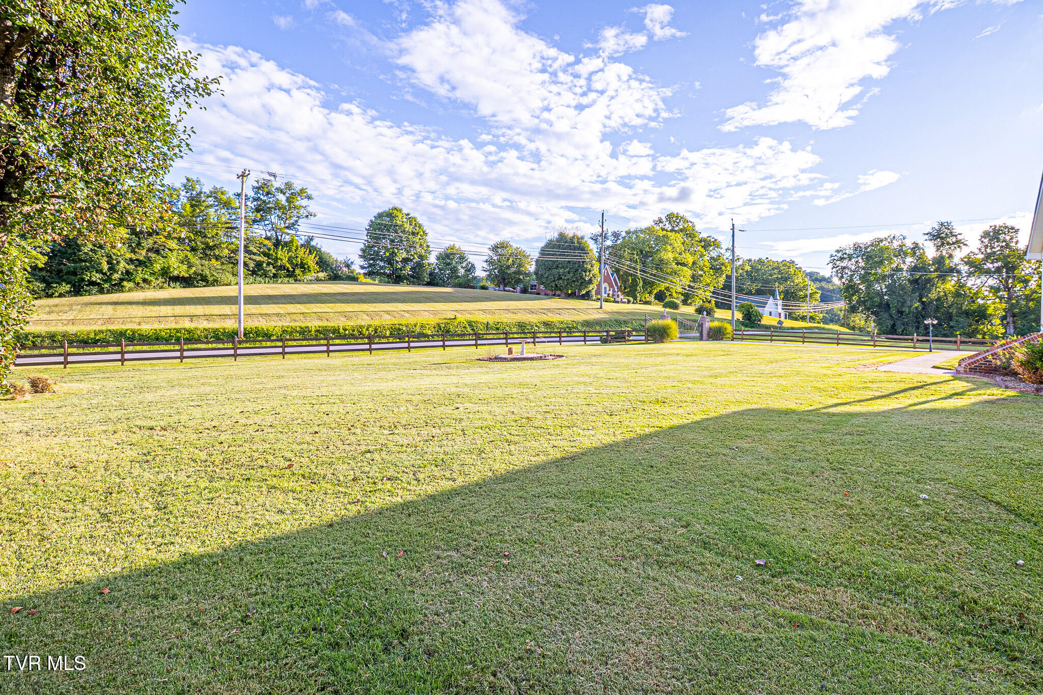 4253 Carters Valley Road Church Hill, TN 37642 - Photo 36 of 43 673A6453-HDR