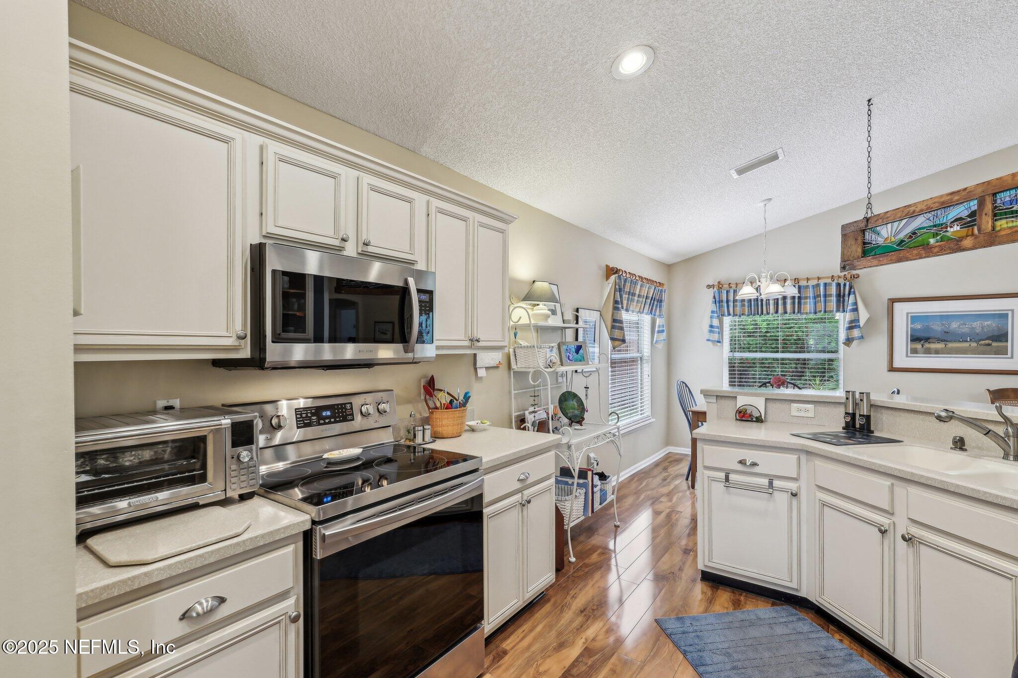 1663 Highland View Court Fleming Island, FL 32003 - Photo 27 of 35 17-web-or-mls-Highland View Ct-31032025-