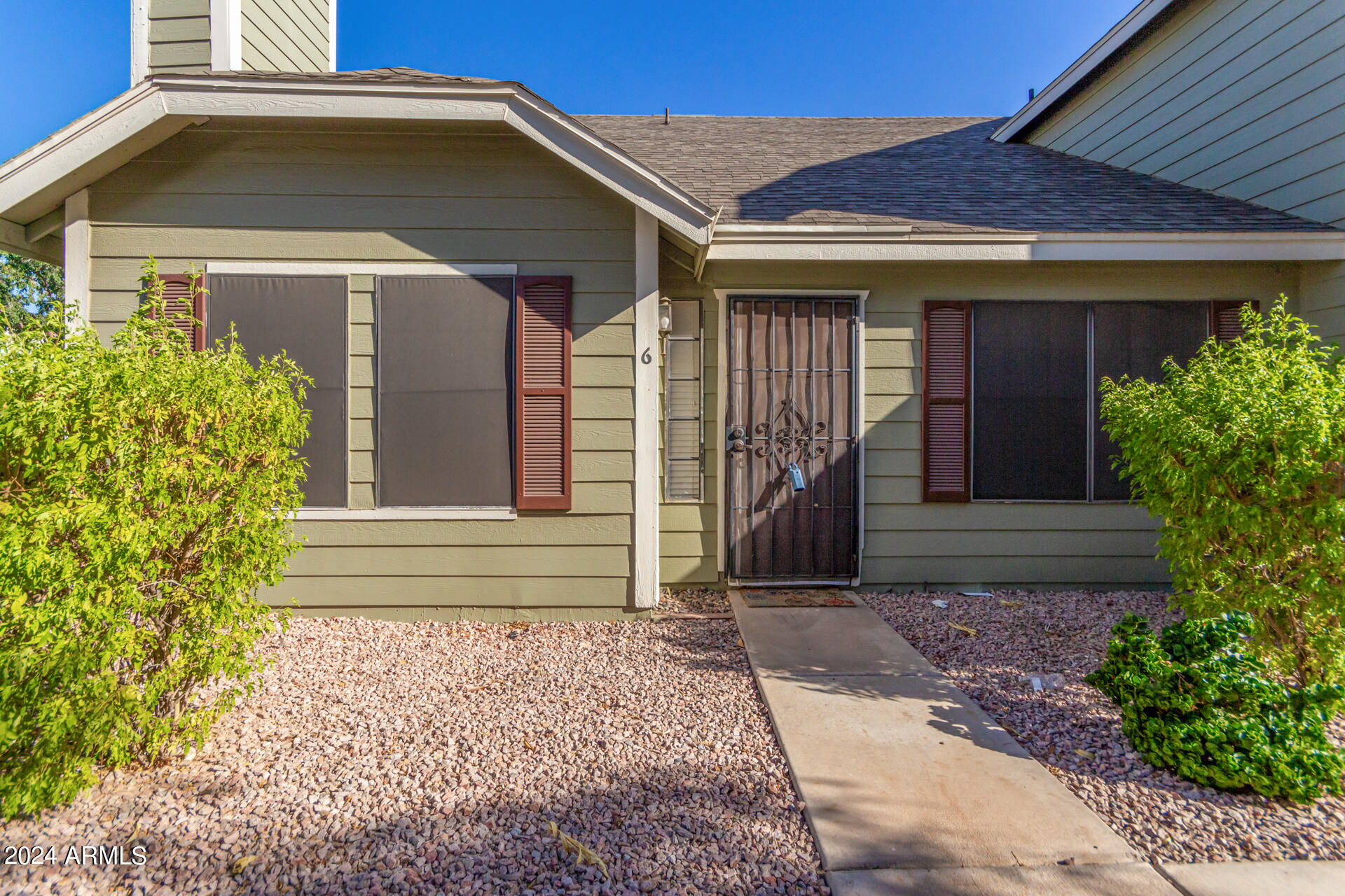 4844 East Corral Road, Unit 6 Phoenix, AZ 85044 - Photo 1 of 16 01 - Corral