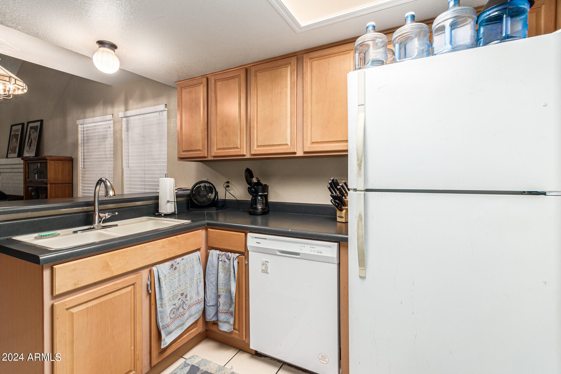 4844 East Corral Road, Unit 6 Phoenix, AZ 85044 - Photo 8 of 16 09 - Corral