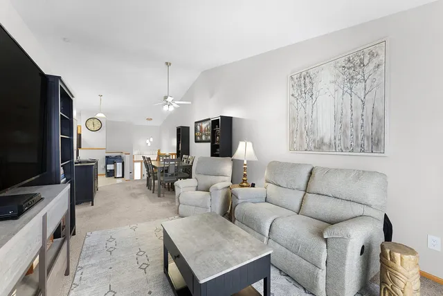 $225,000 | 1043 Honeysuckle Lane Southeast, Cambridge, MN 55008