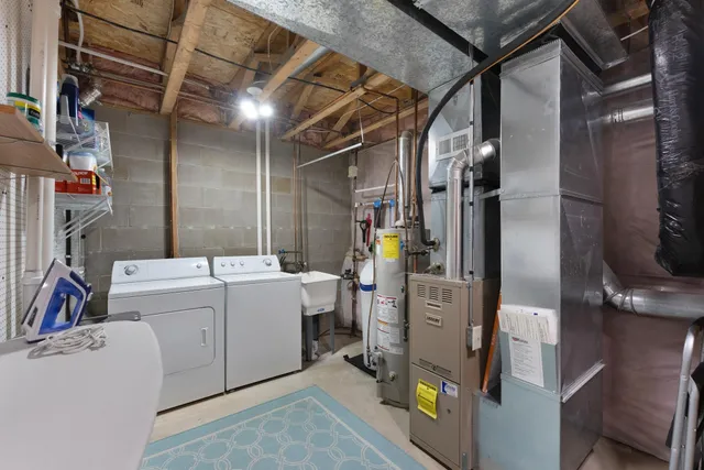 $225,000 | 1043 Honeysuckle Lane Southeast, Cambridge, MN 55008