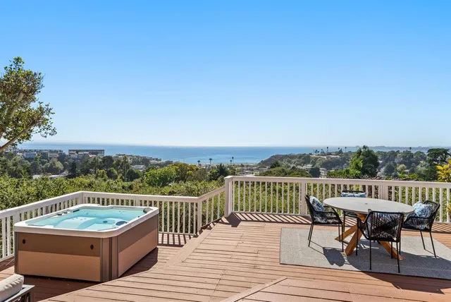 $2,399,000 | 220 Shoreview Drive, Aptos, CA 95003