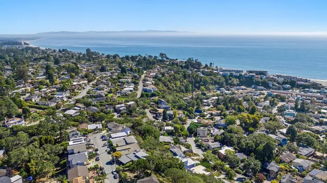 $2,399,000 | 220 Shoreview Drive, Aptos, CA 95003