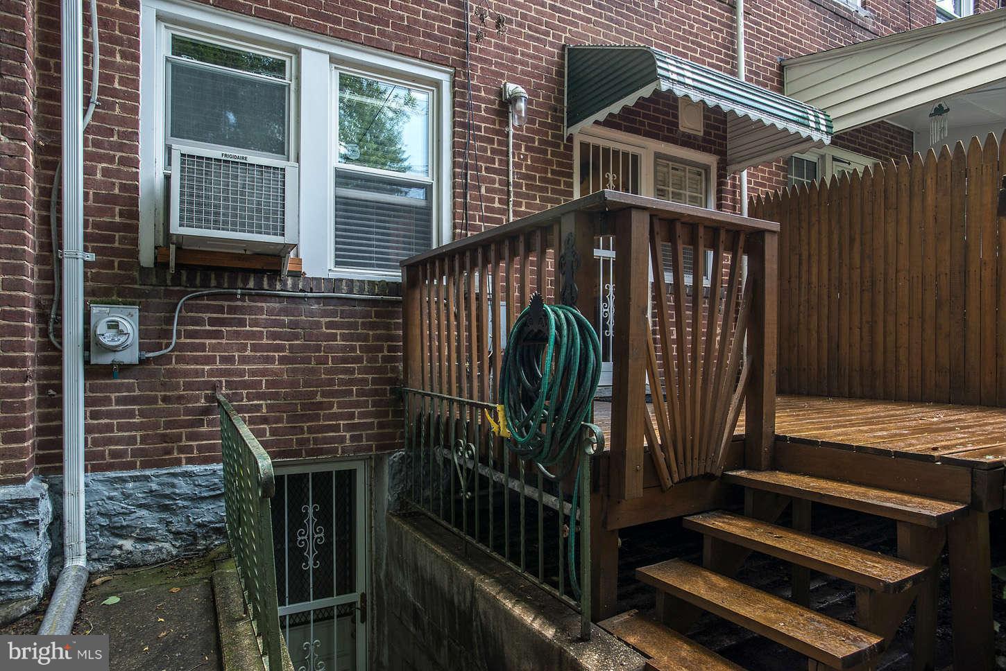 208 Westshire Road Baltimore, MD 21229 - Photo 18 of 19 Exterior Rear