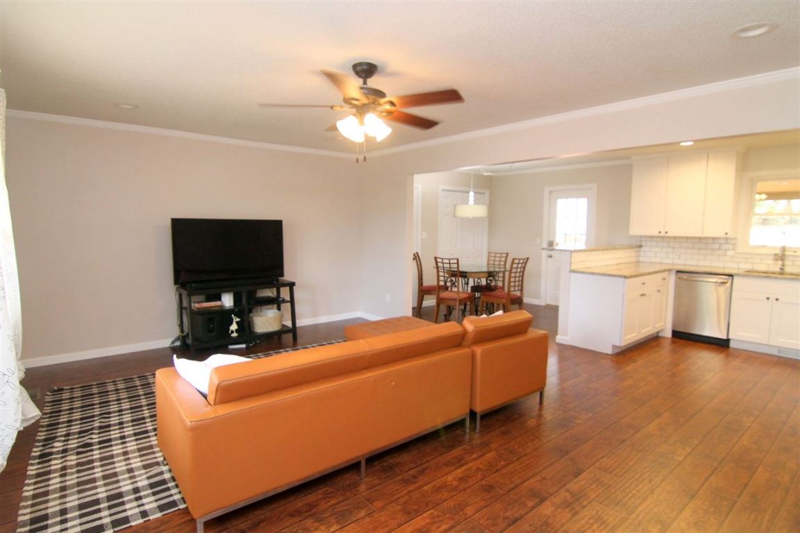 211 Cherry Seed Road Anderson, SC 29625 - Photo 7 of 13 Gallery Image 7