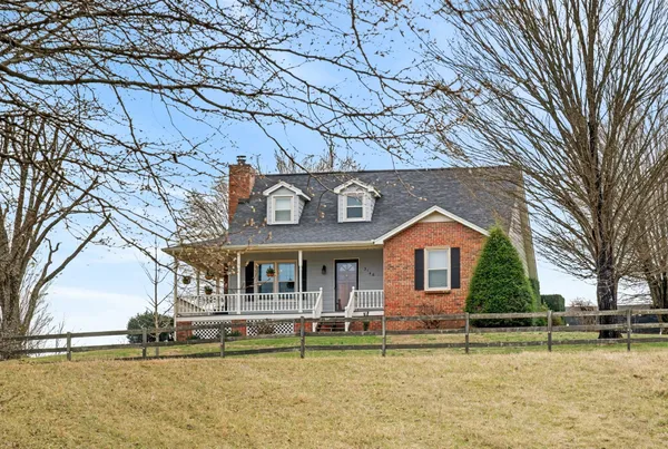 $999,000 | 3146 Old State Highway 11, Greenbrier, TN 37073