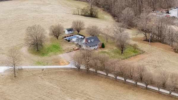 $999,000 | 3146 Old State Highway 11, Greenbrier, TN 37073