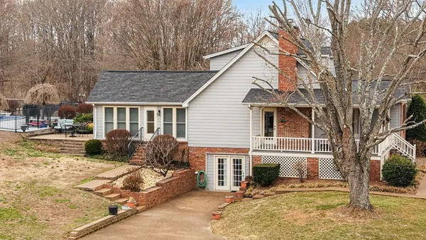 $999,000 | 3146 Old State Highway 11, Greenbrier, TN 37073