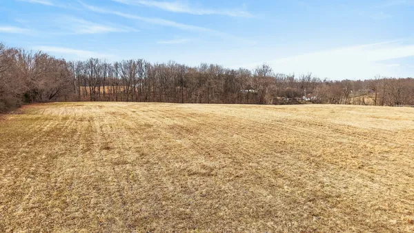$999,000 | 3146 Old State Highway 11, Greenbrier, TN 37073