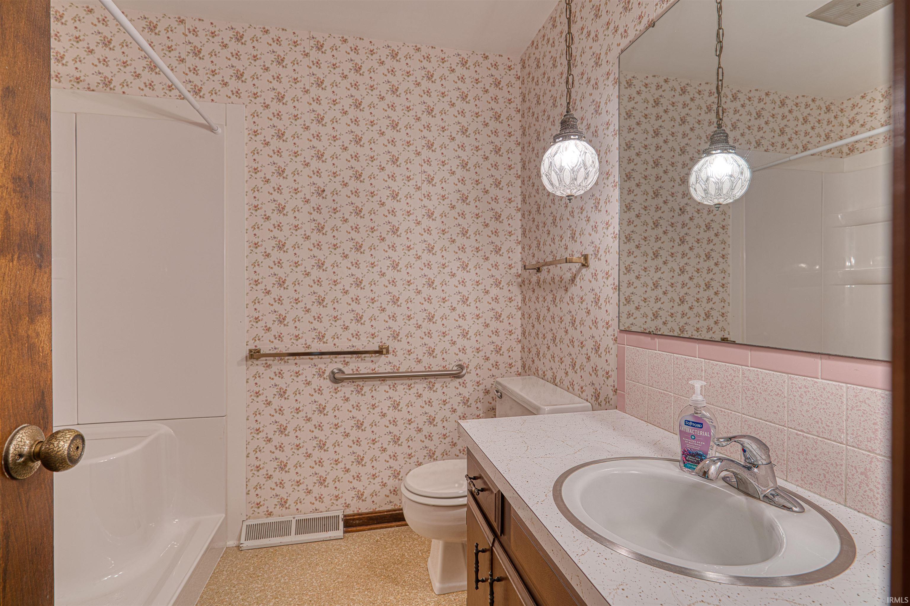 844 Old Plank Road Chandler, IN 47610 - Photo 16 of 36 Gallery Image 16