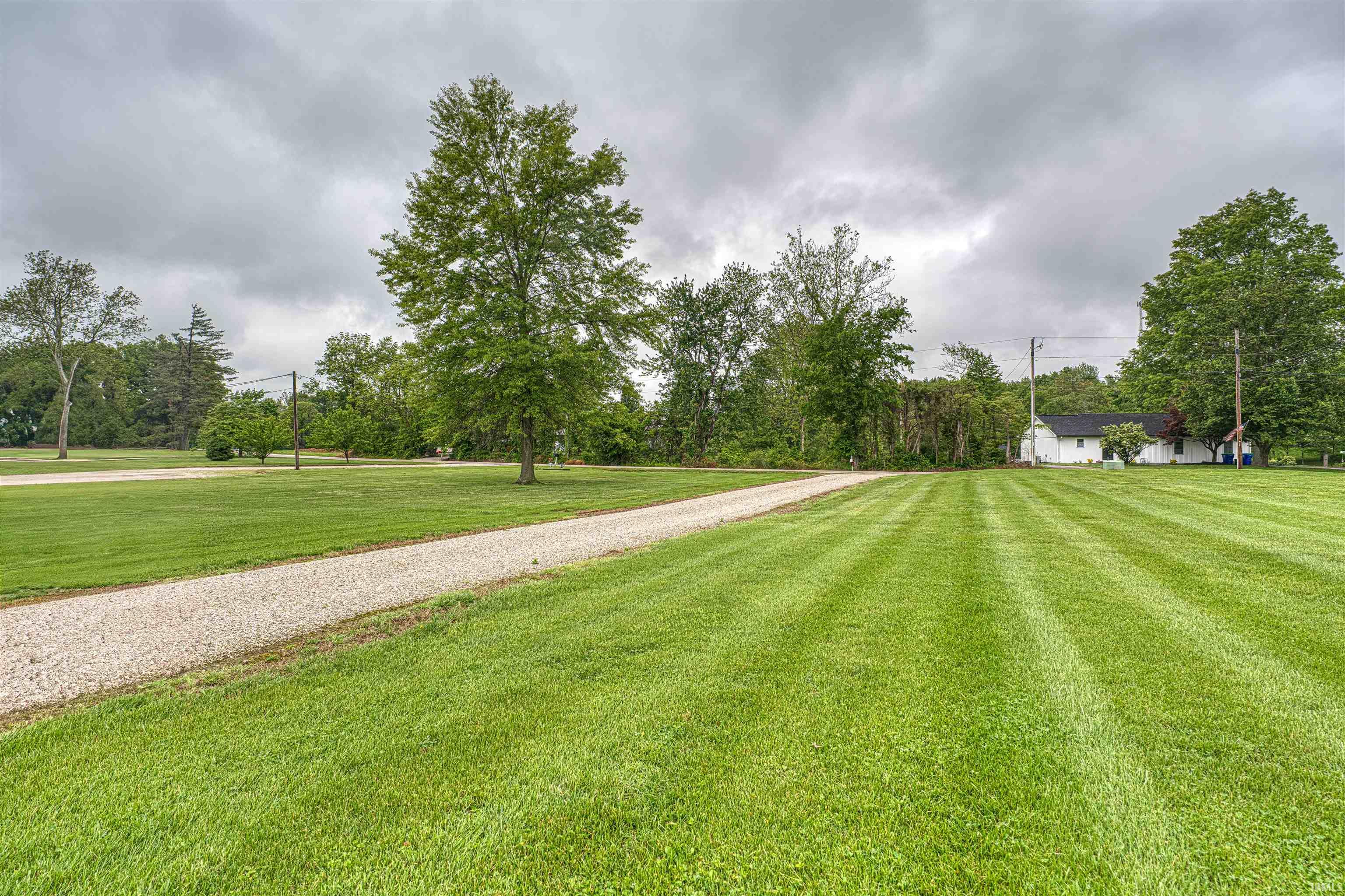 844 Old Plank Road Chandler, IN 47610 - Photo 28 of 36 Gallery Image 28