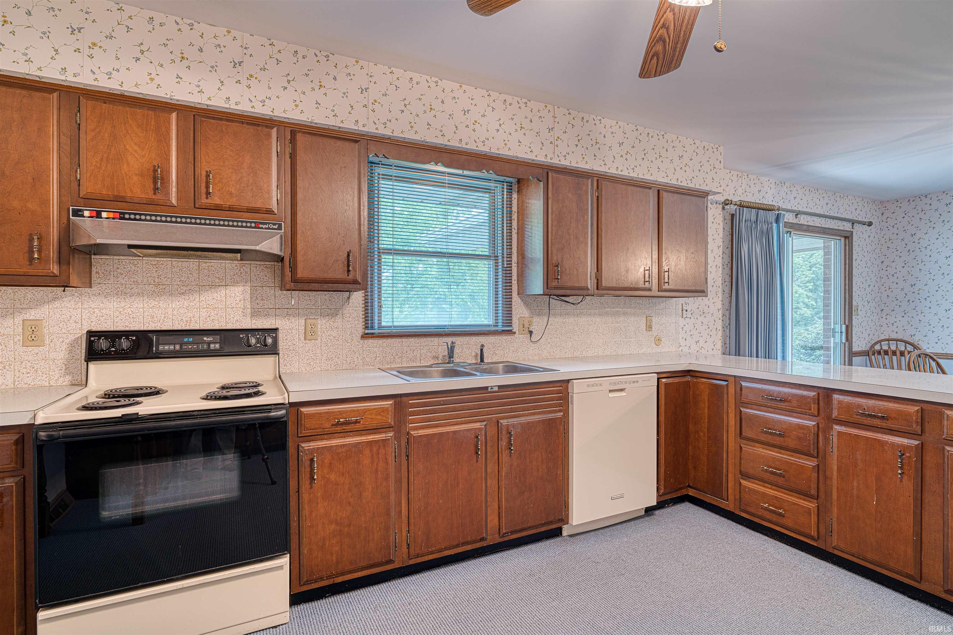 844 Old Plank Road Chandler, IN 47610 - Photo 9 of 36 Gallery Image 9