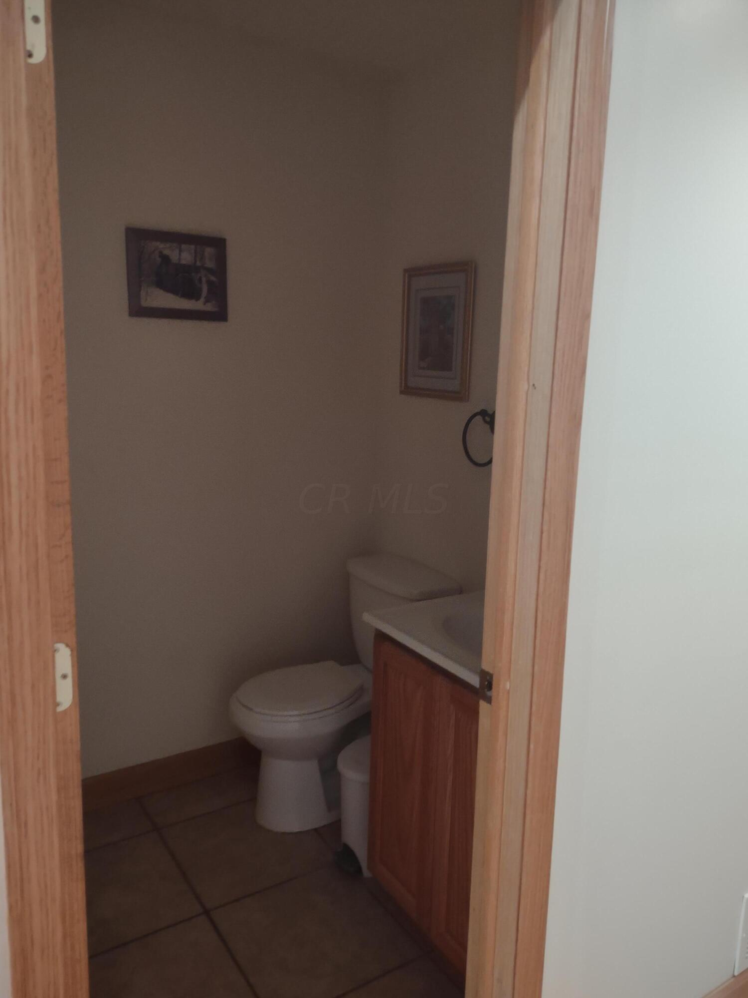 8716 Blacksnake Road Utica, OH 43080 - Photo 30 of 31 12